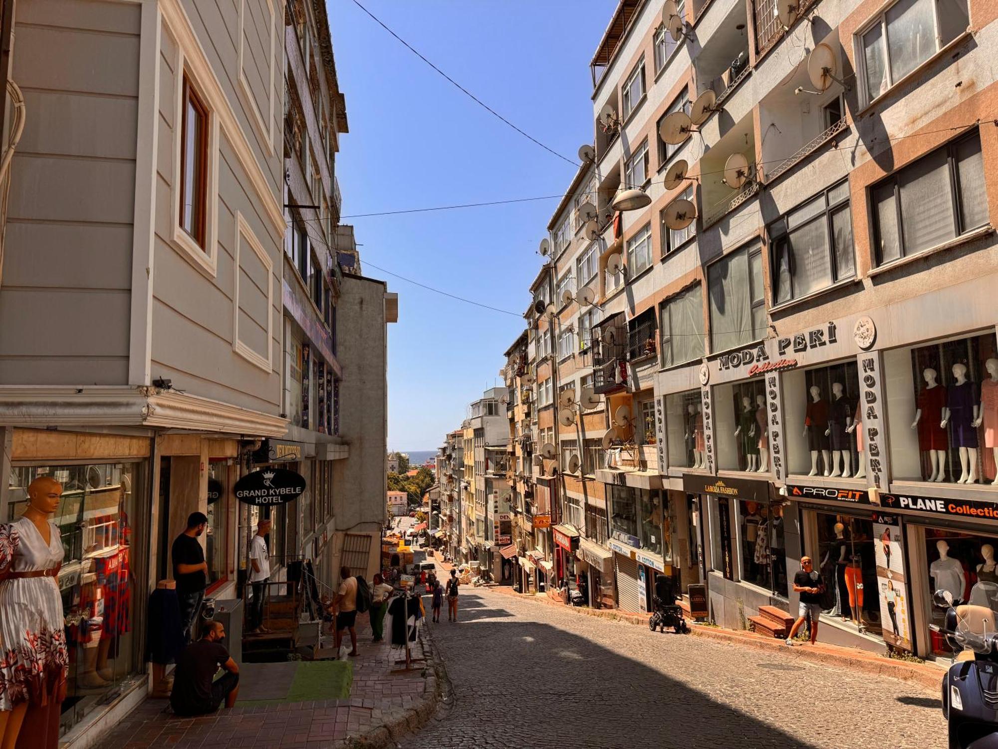Grand Kybele Hotel Istanbul Luaran gambar